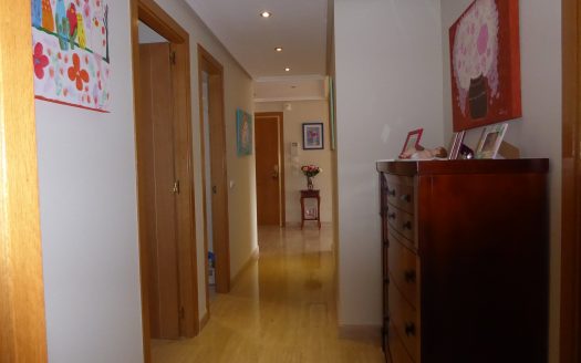 Vivienda Zona Condomina