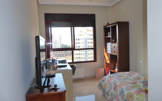 Vivienda Zona Condomina