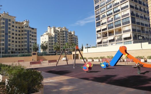 Vivienda Zona Condomina